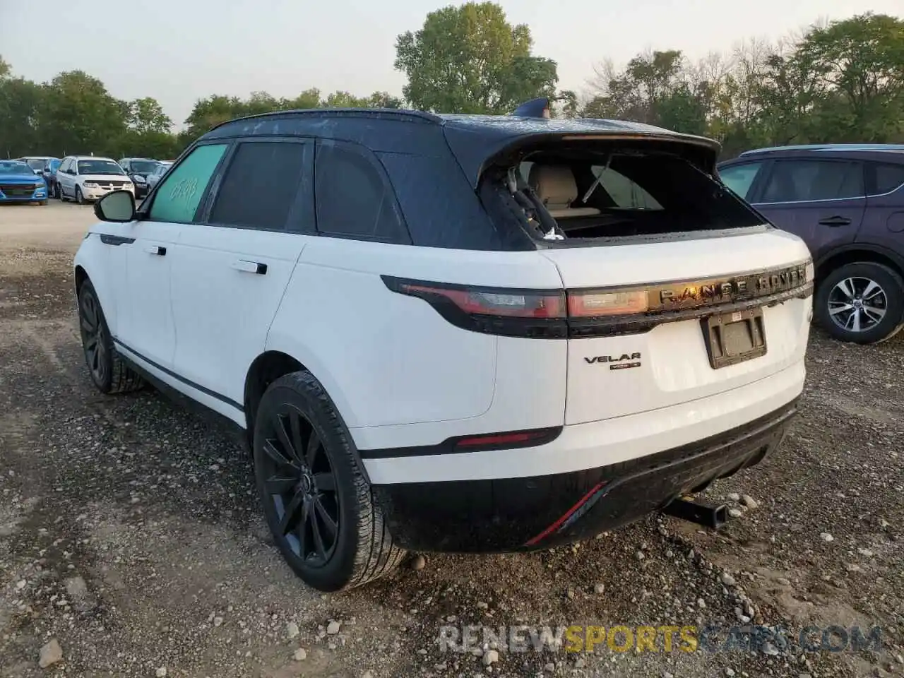 3 Photograph of a damaged car SALYK2EX4LA296288 LAND ROVER RANGEROVER 2020