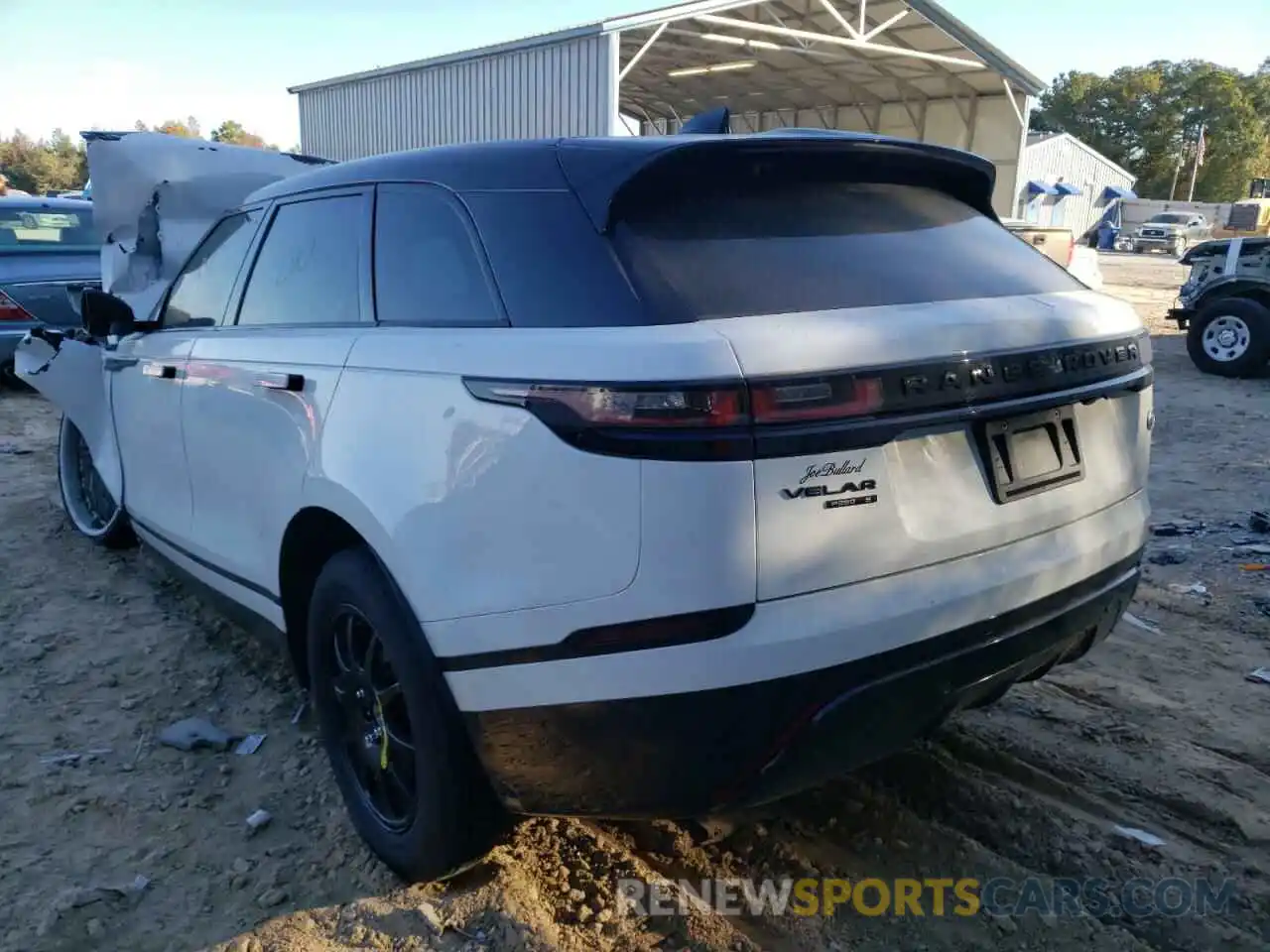 3 Photograph of a damaged car SALYK2EX6LA284935 LAND ROVER RANGEROVER 2020