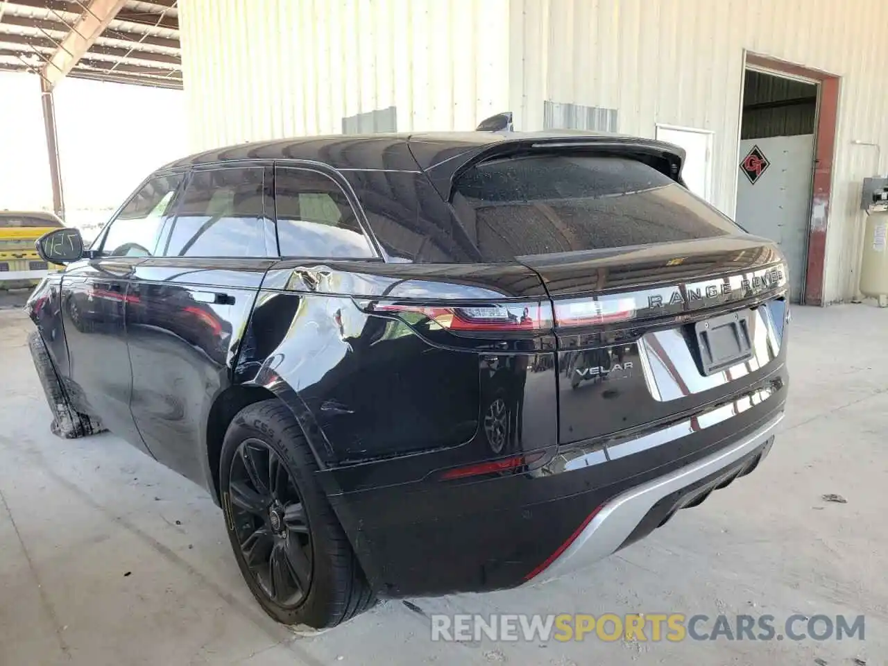 3 Photograph of a damaged car SALYK2EX6LA291738 LAND ROVER RANGEROVER 2020