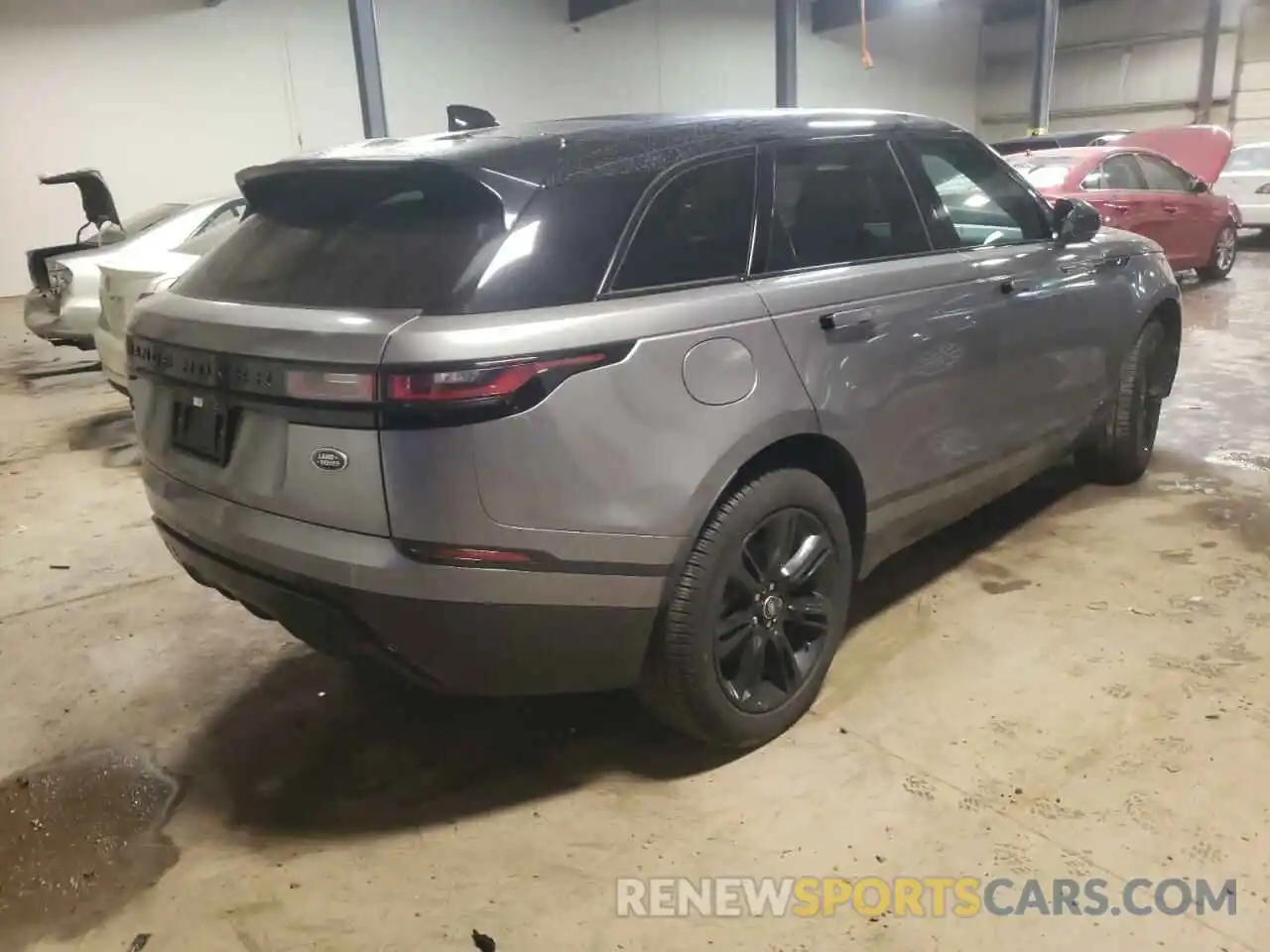 4 Photograph of a damaged car SALYK2EX6LA295725 LAND ROVER RANGEROVER 2020