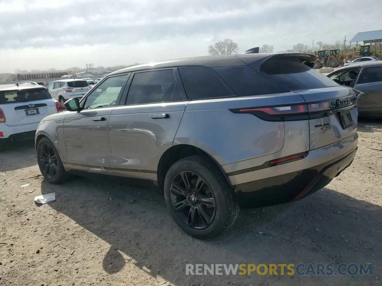 2 Photograph of a damaged car SALYK2EX7LA292946 LAND ROVER RANGEROVER 2020