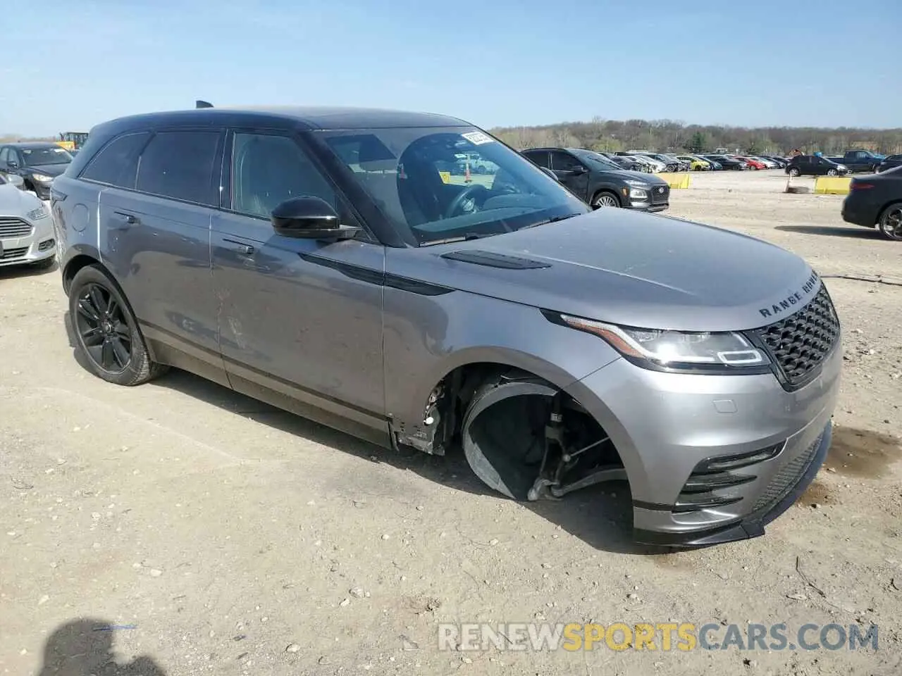 4 Photograph of a damaged car SALYK2EX7LA292946 LAND ROVER RANGEROVER 2020