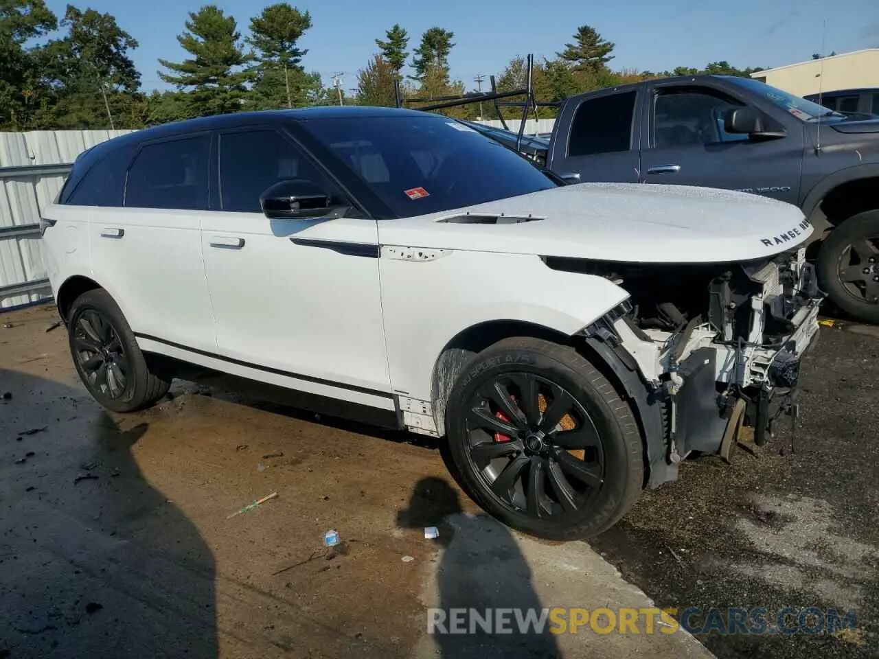 4 Photograph of a damaged car SALYK2EX8LA239298 LAND ROVER RANGEROVER 2020