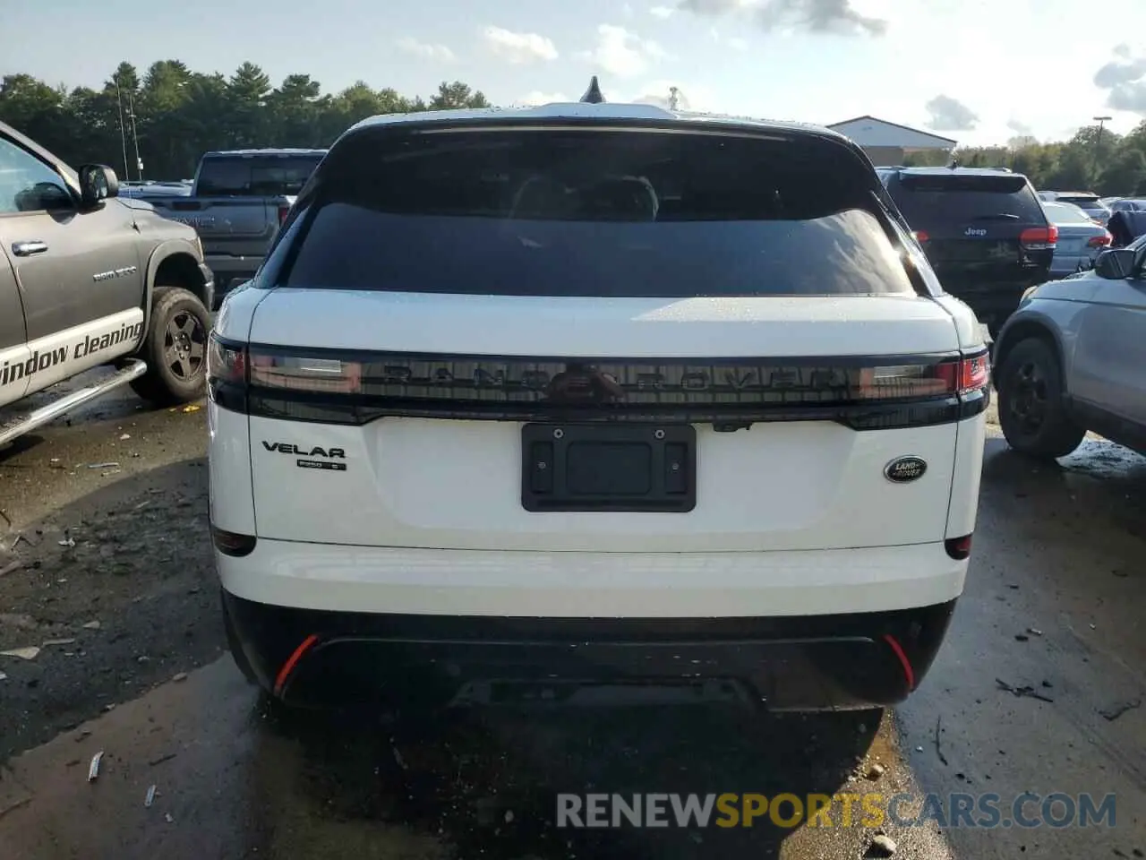 6 Photograph of a damaged car SALYK2EX8LA239298 LAND ROVER RANGEROVER 2020