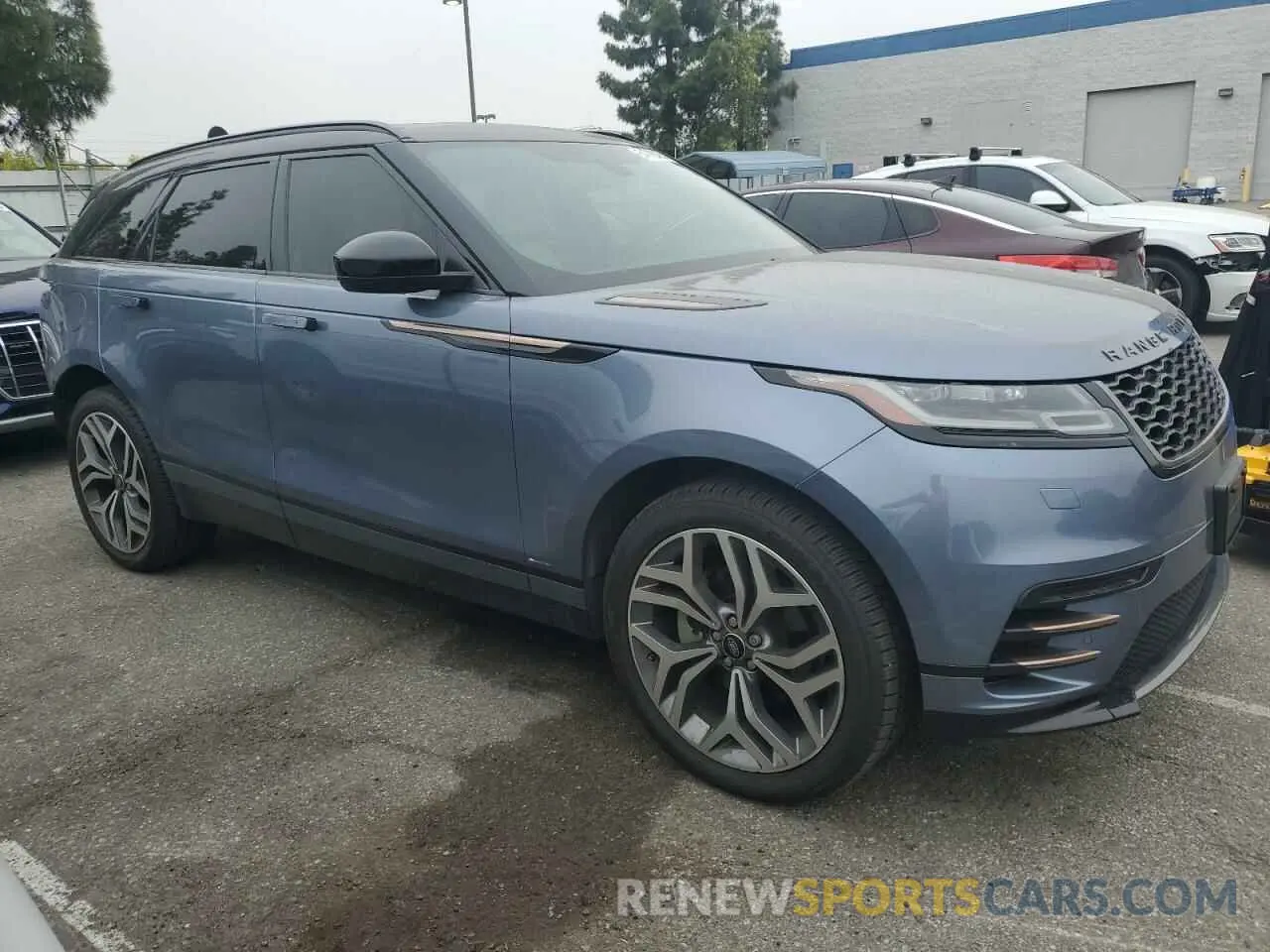 4 Photograph of a damaged car SALYK2EX9LA294617 LAND ROVER RANGEROVER 2020