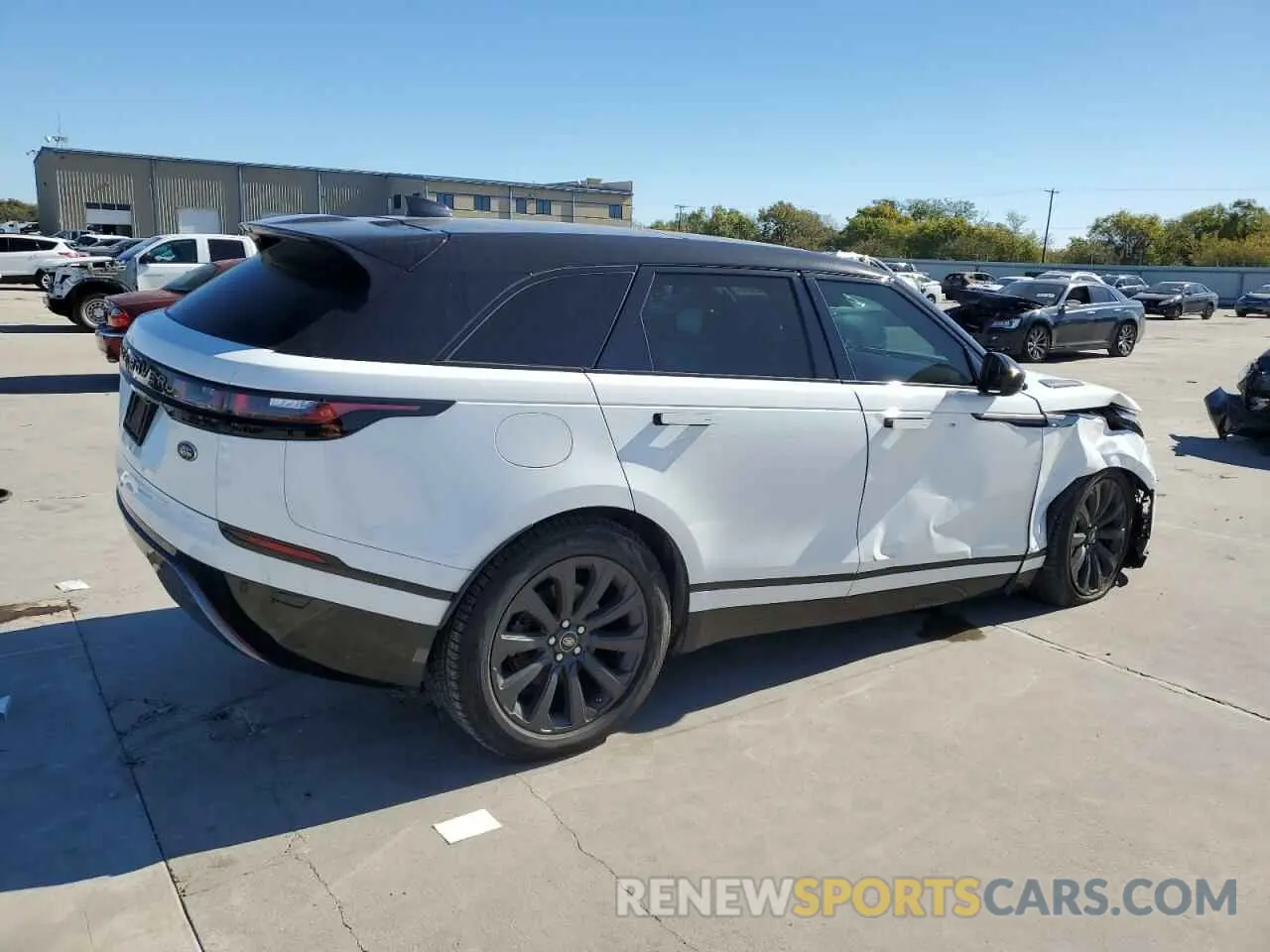 3 Photograph of a damaged car SALYK2EXXLA285666 LAND ROVER RANGEROVER 2020
