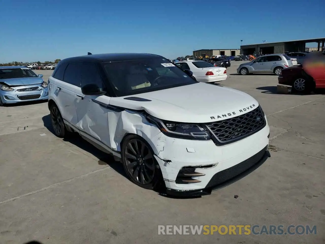 4 Photograph of a damaged car SALYK2EXXLA285666 LAND ROVER RANGEROVER 2020