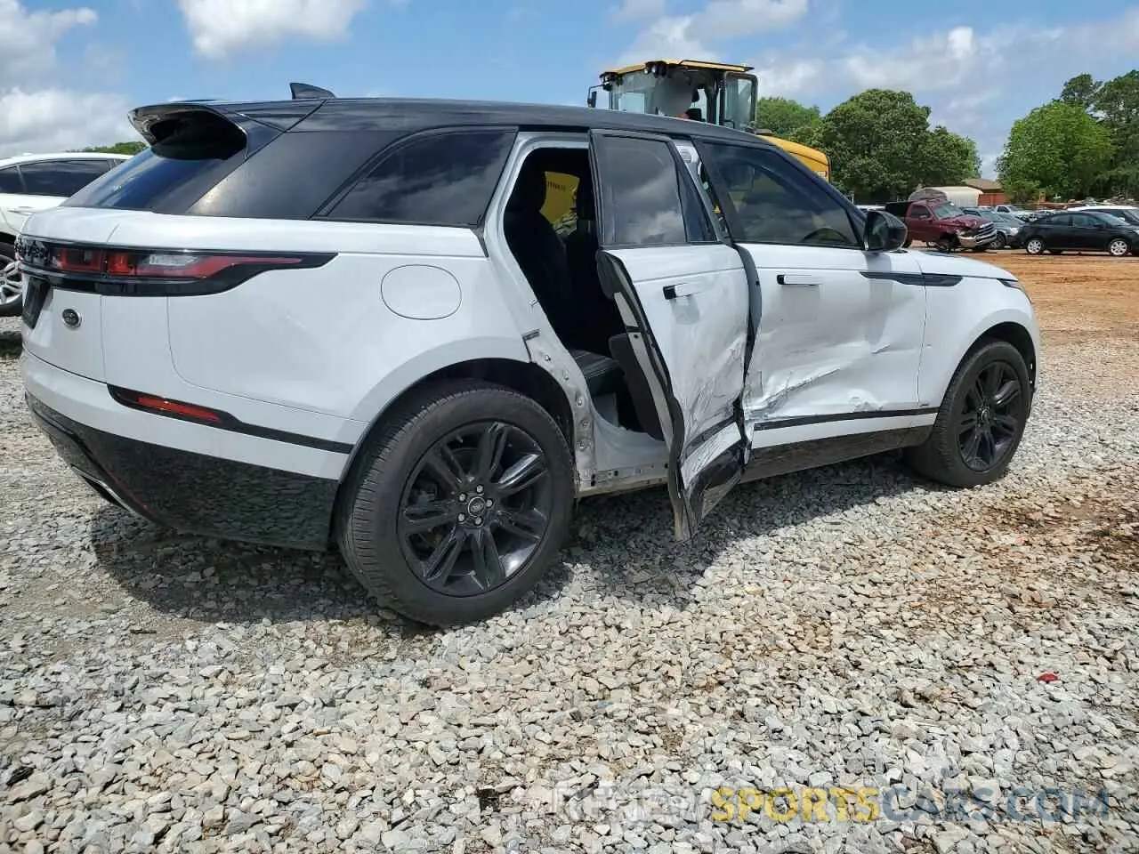 3 Photograph of a damaged car SALYK2FV2LA261519 LAND ROVER RANGEROVER 2020