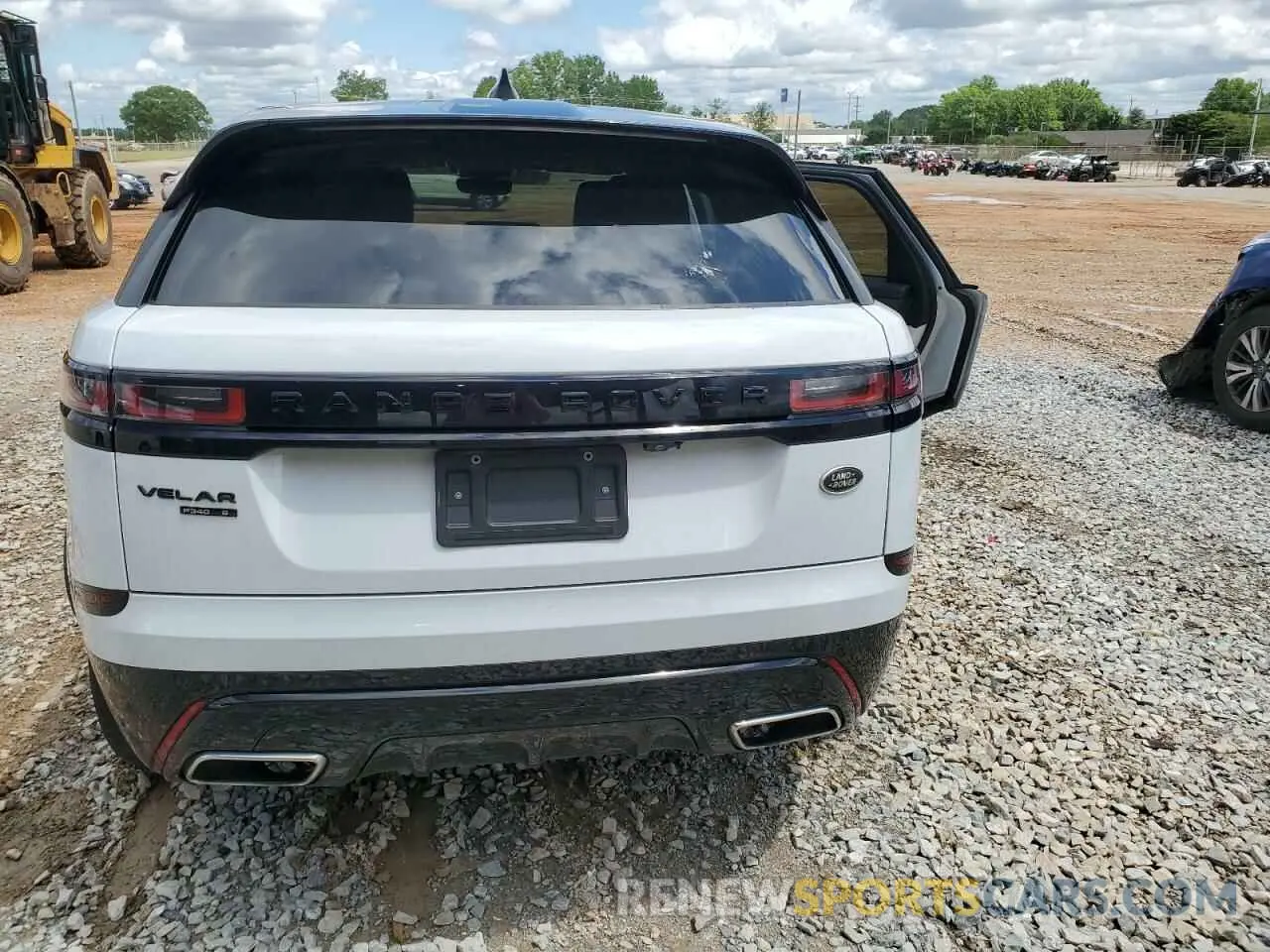 6 Photograph of a damaged car SALYK2FV2LA261519 LAND ROVER RANGEROVER 2020