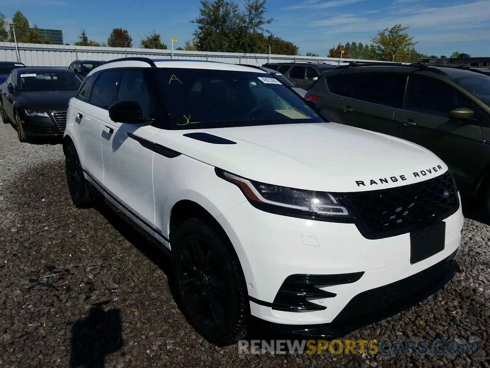 1 Photograph of a damaged car SALYK2FV5LA275219 LAND ROVER RANGEROVER 2020