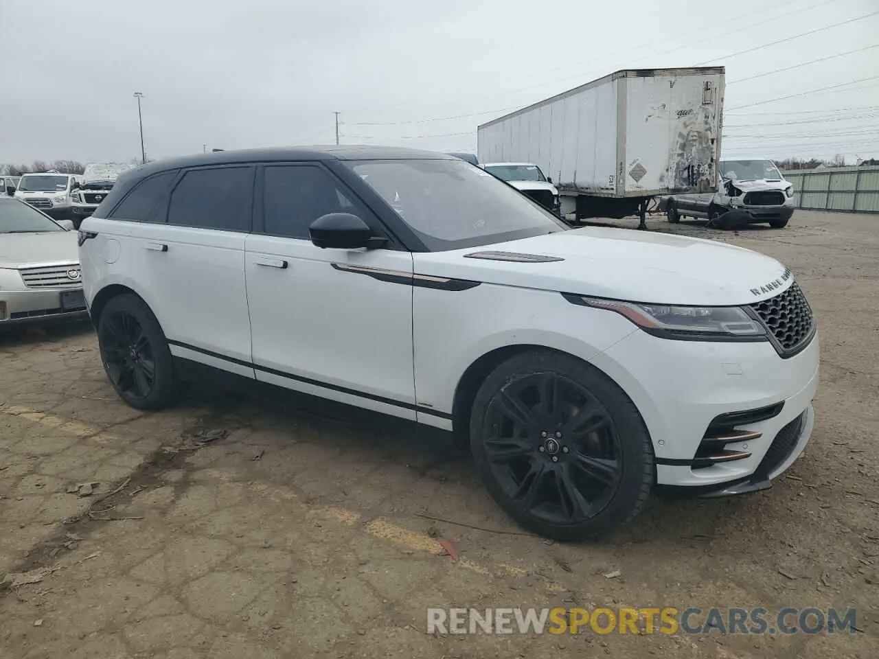 4 Photograph of a damaged car SALYK2FV7LA239192 LAND ROVER RANGEROVER 2020