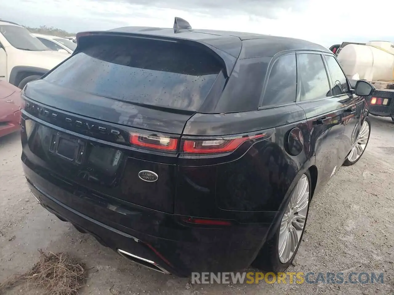 3 Photograph of a damaged car SALYK2FV9LA254602 LAND ROVER RANGEROVER 2020