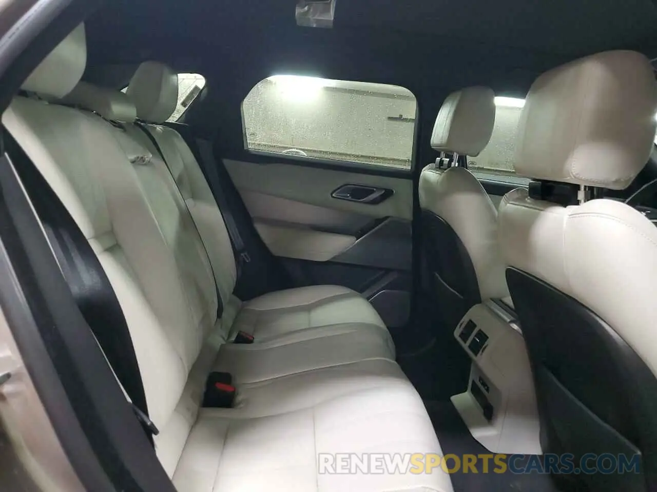 10 Photograph of a damaged car SALYK2FV9LA265857 LAND ROVER RANGEROVER 2020