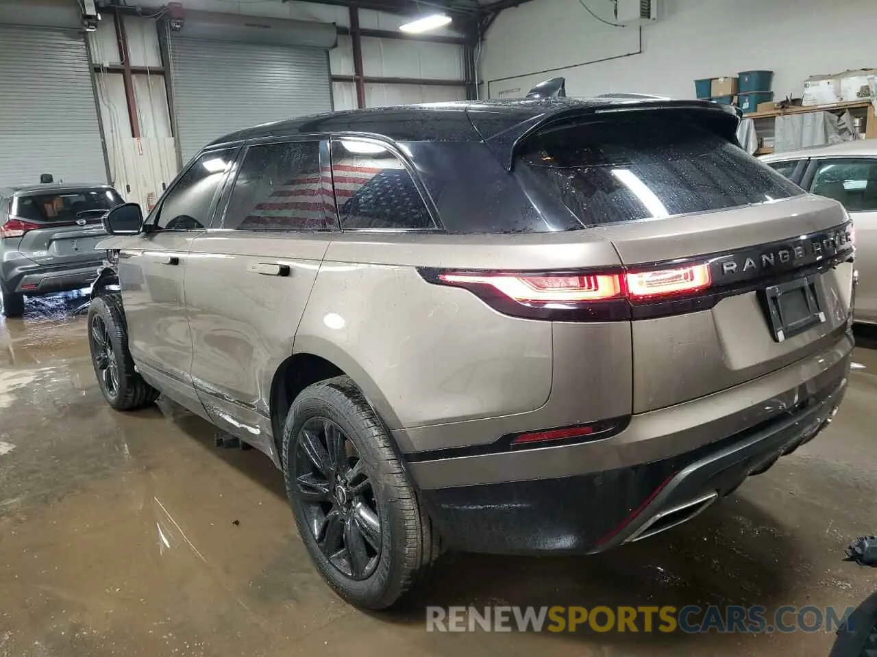 2 Photograph of a damaged car SALYK2FV9LA265857 LAND ROVER RANGEROVER 2020