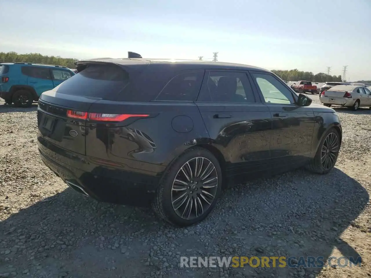 3 Photograph of a damaged car SALYM2EV4LA271822 LAND ROVER RANGEROVER 2020