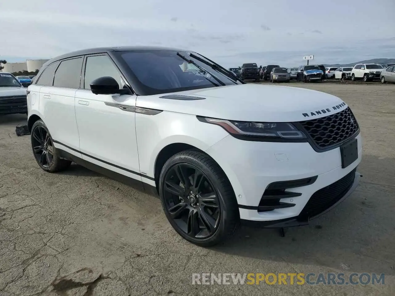 4 Photograph of a damaged car SALYM2EV9LA238122 LAND ROVER RANGEROVER 2020
