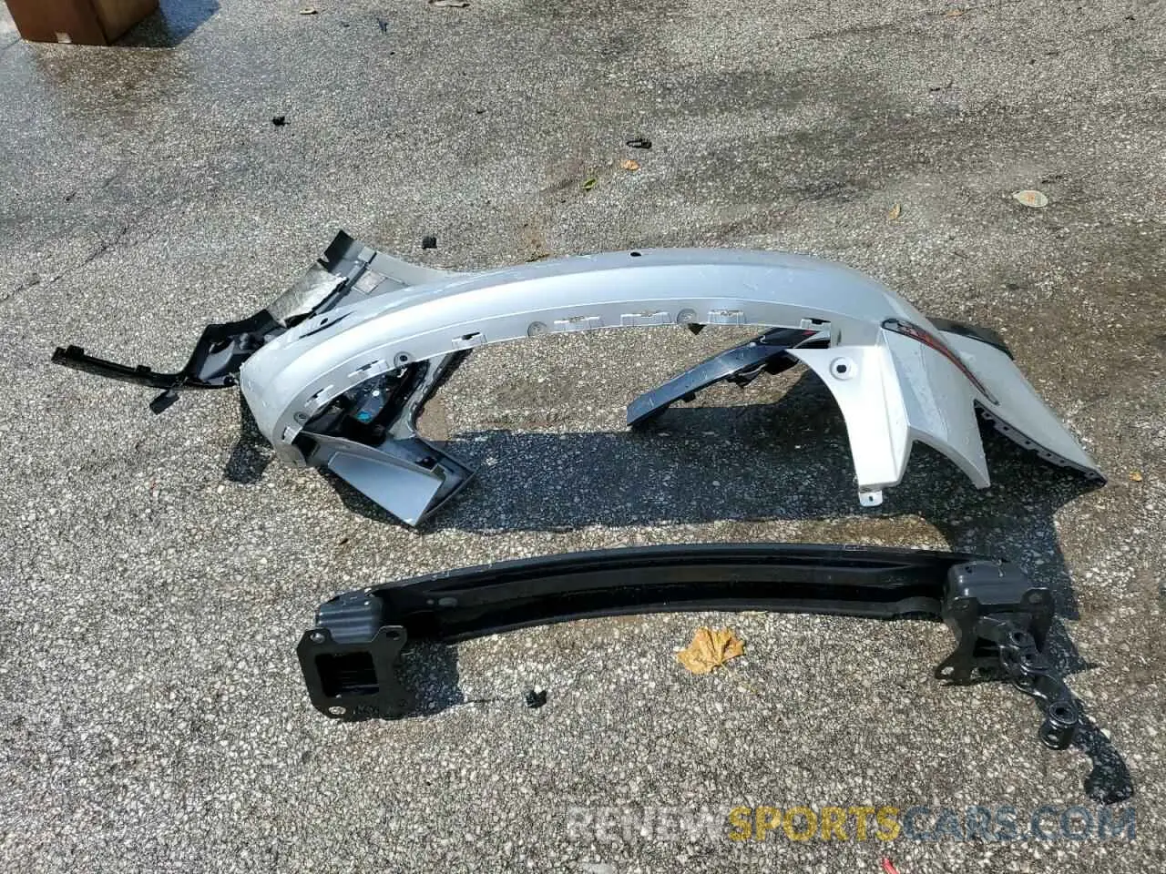 12 Photograph of a damaged car SALYU2EE3LA256194 LAND ROVER RANGEROVER 2020