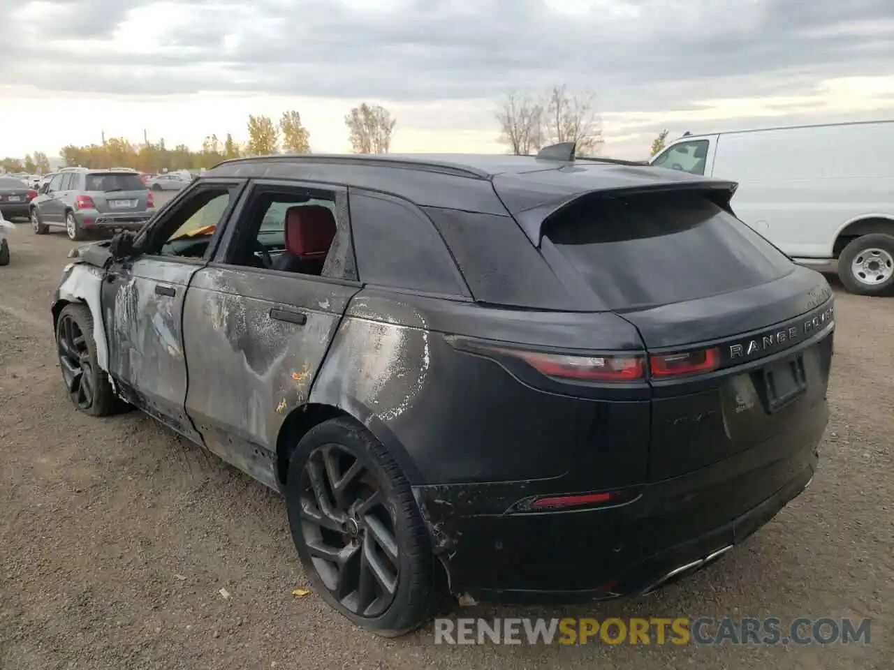 3 Photograph of a damaged car SALYU2EE4LA259623 LAND ROVER RANGEROVER 2020