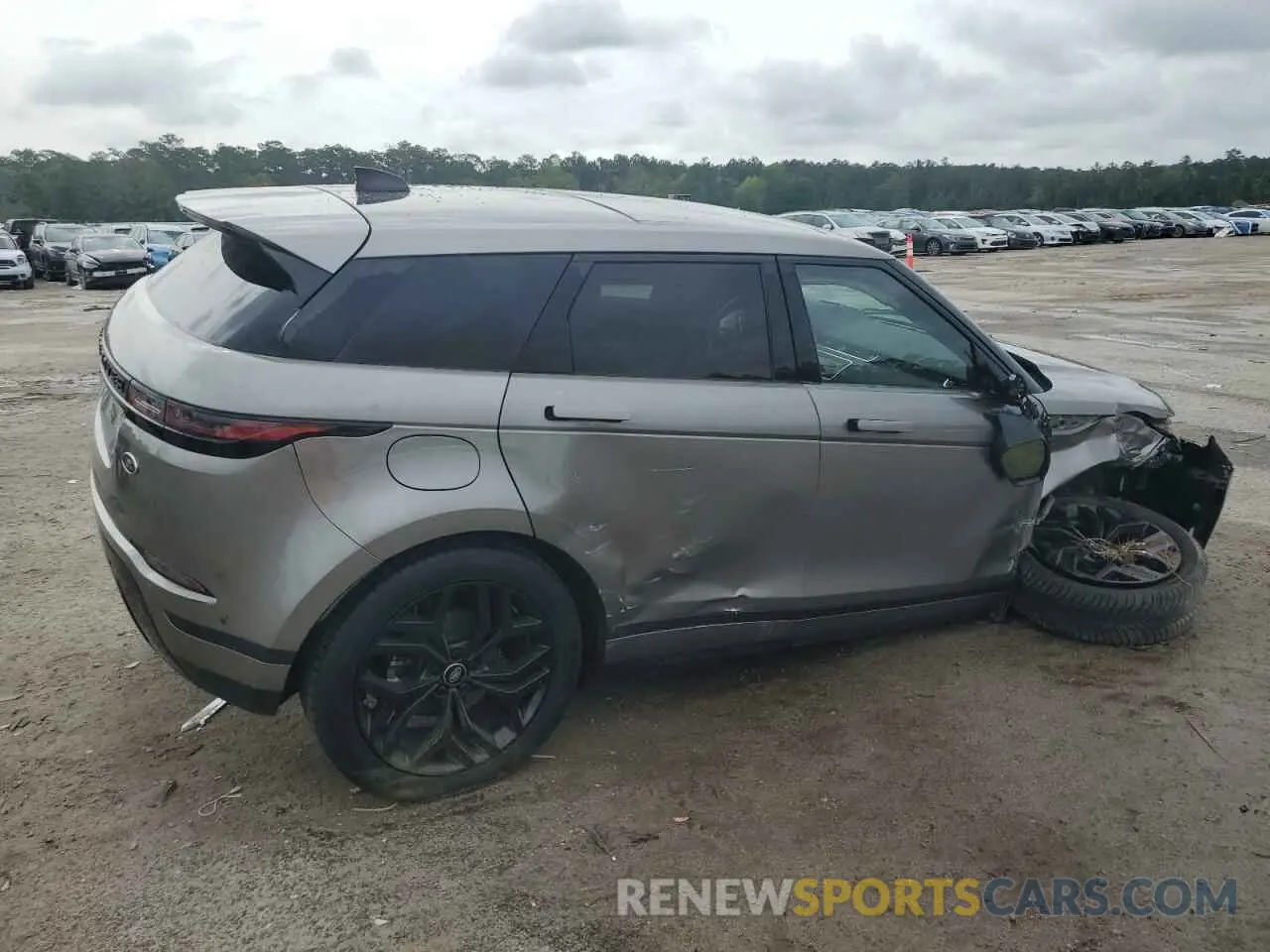 3 Photograph of a damaged car SALZJ2FX1LH117198 LAND ROVER RANGEROVER 2020