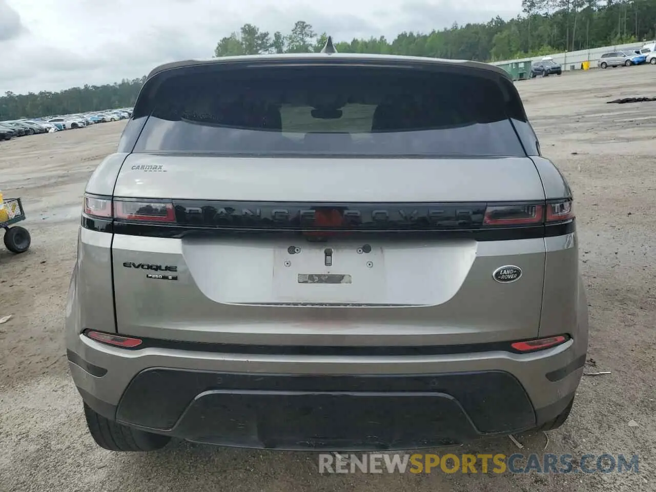 6 Photograph of a damaged car SALZJ2FX1LH117198 LAND ROVER RANGEROVER 2020