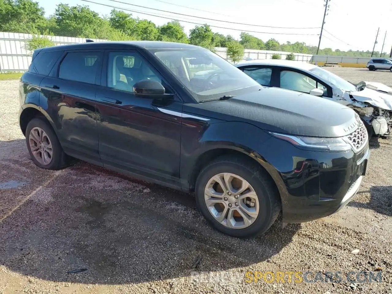 4 Photograph of a damaged car SALZJ2FX4LH074301 LAND ROVER RANGEROVER 2020