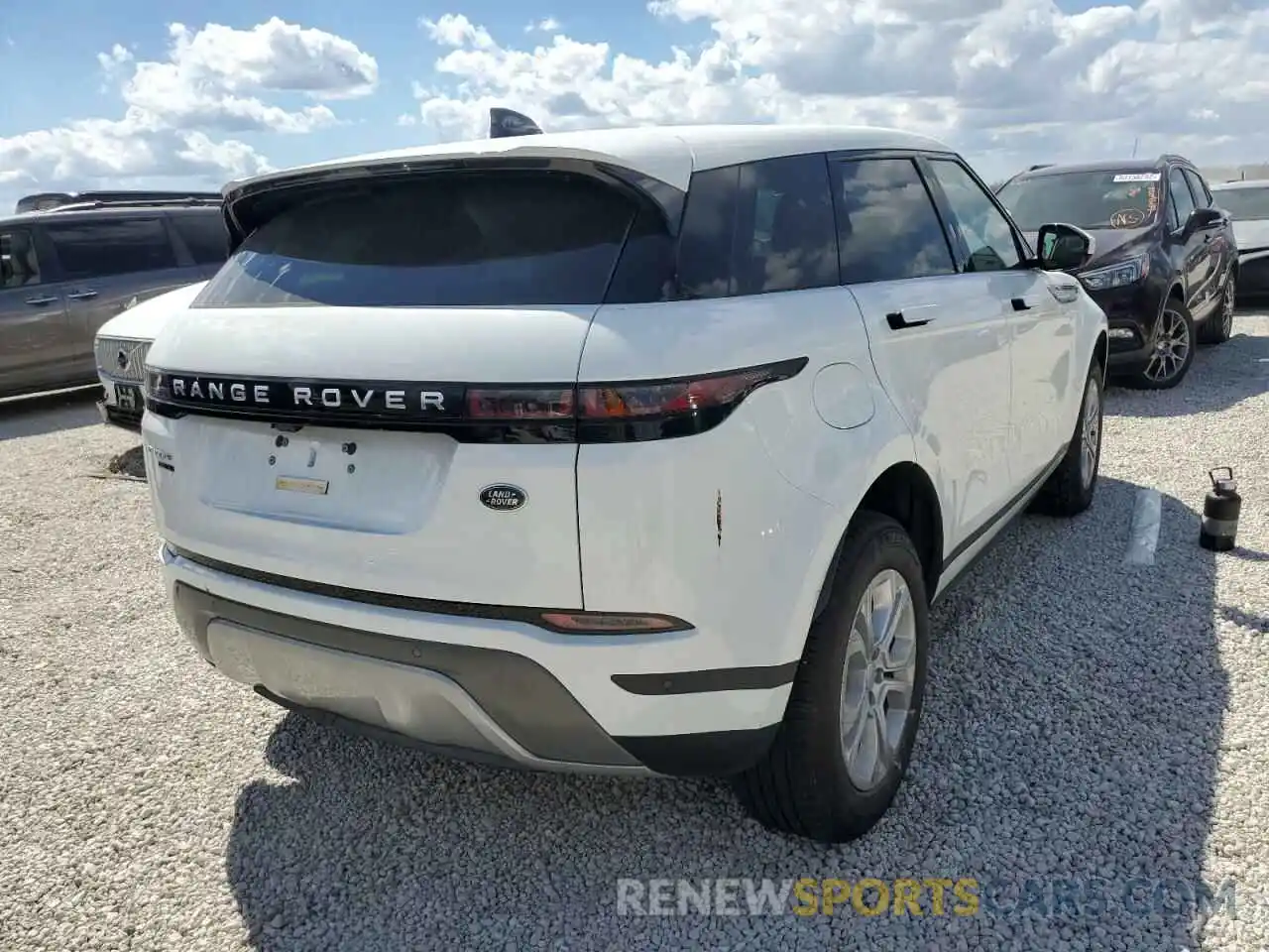 4 Photograph of a damaged car SALZJ2FX4LH106907 LAND ROVER RANGEROVER 2020