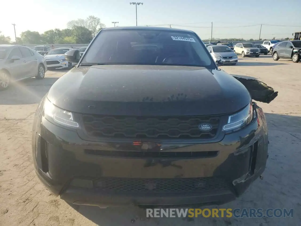 5 Photograph of a damaged car SALZJ2FX5LH102218 LAND ROVER RANGEROVER 2020