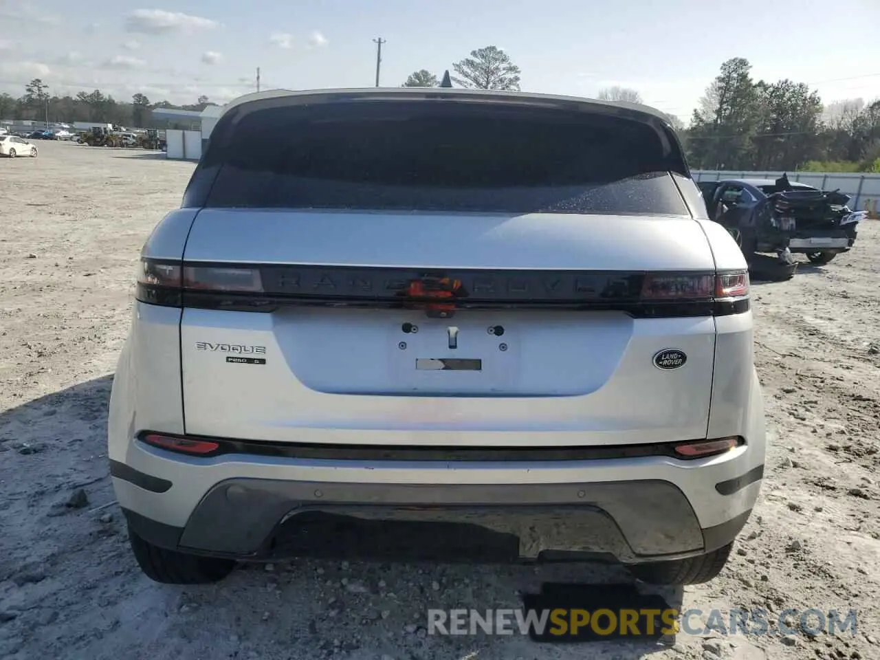 6 Photograph of a damaged car SALZJ2FX6LH063395 LAND ROVER RANGEROVER 2020