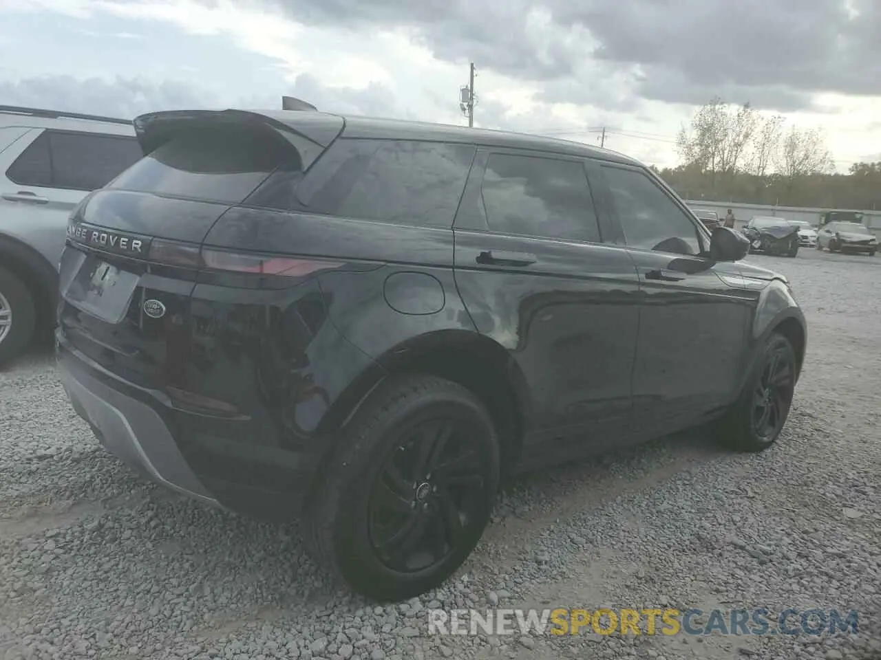 3 Photograph of a damaged car SALZJ2FX7LH042605 LAND ROVER RANGEROVER 2020