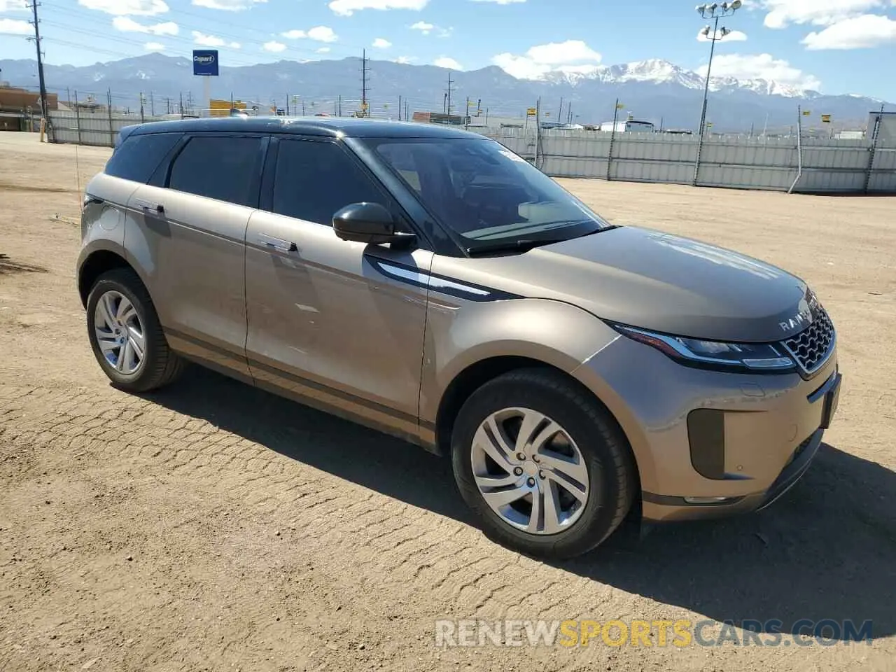 4 Photograph of a damaged car SALZJ2FX8LH022850 LAND ROVER RANGEROVER 2020
