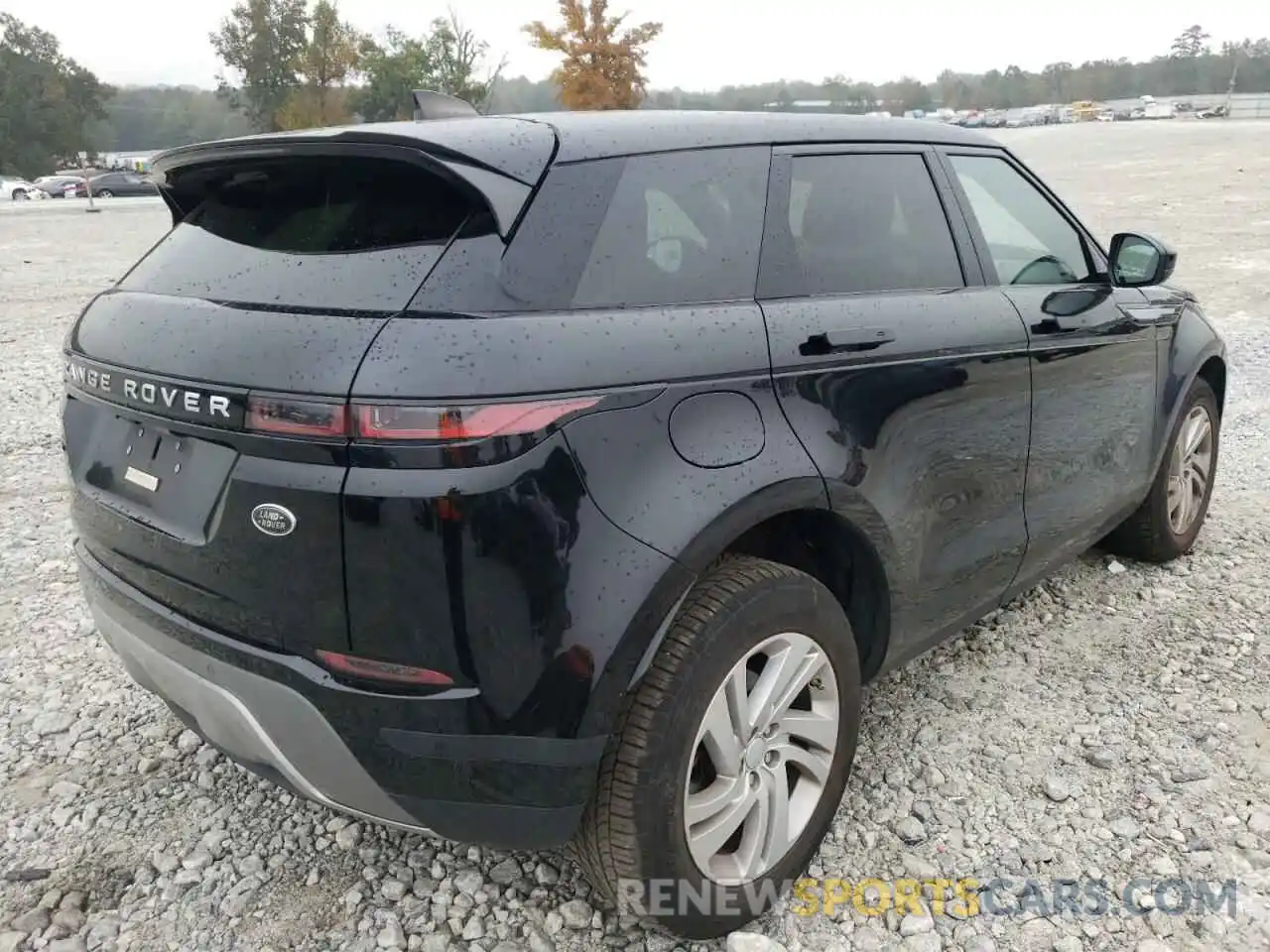 4 Photograph of a damaged car SALZJ2FXXLH039116 LAND ROVER RANGEROVER 2020