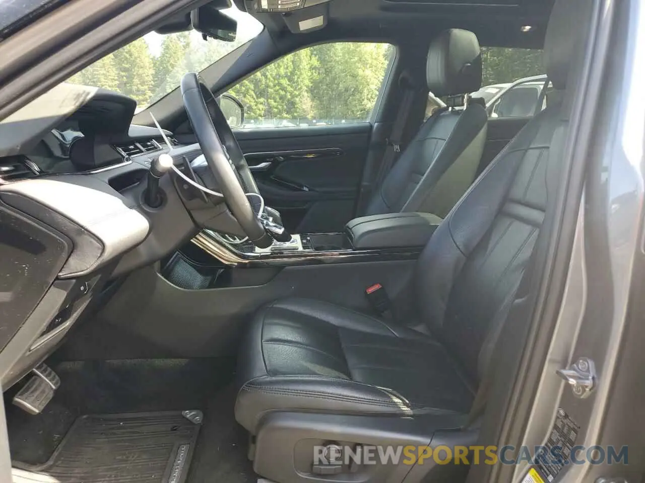 7 Photograph of a damaged car SALZL2GX5LH075272 LAND ROVER RANGEROVER 2020