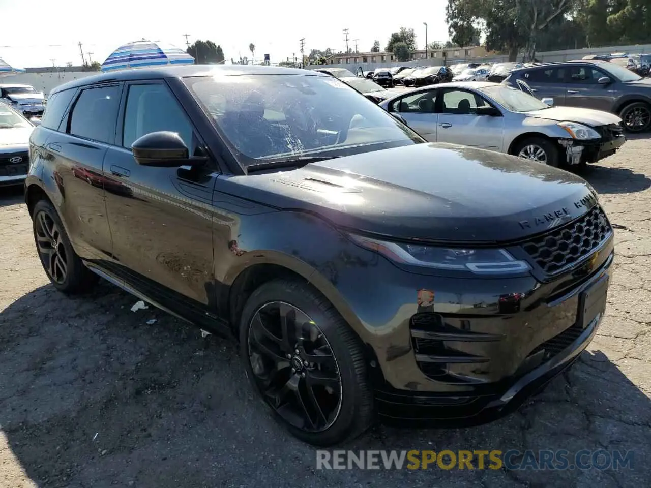 4 Photograph of a damaged car SALZM2GX0LH037364 LAND ROVER RANGEROVER 2020
