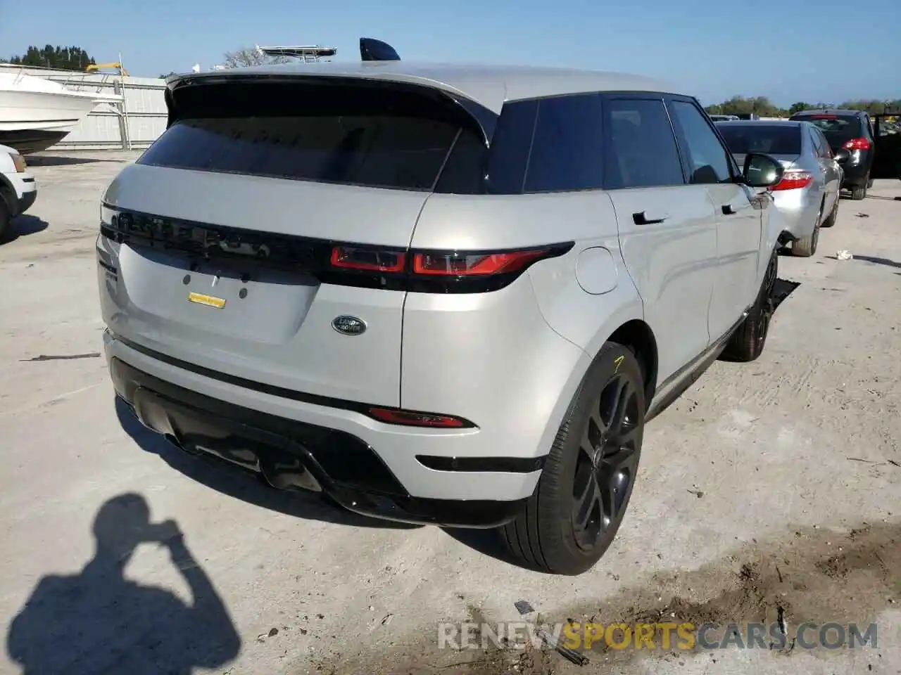 4 Photograph of a damaged car SALZM2GX8LH007528 LAND ROVER RANGEROVER 2020