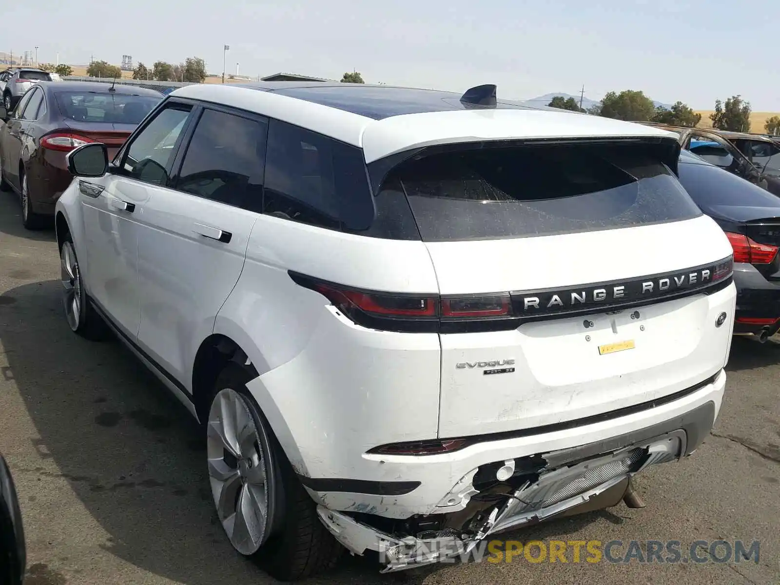 3 Photograph of a damaged car SALZP2FX0LH063441 LAND ROVER RANGEROVER 2020