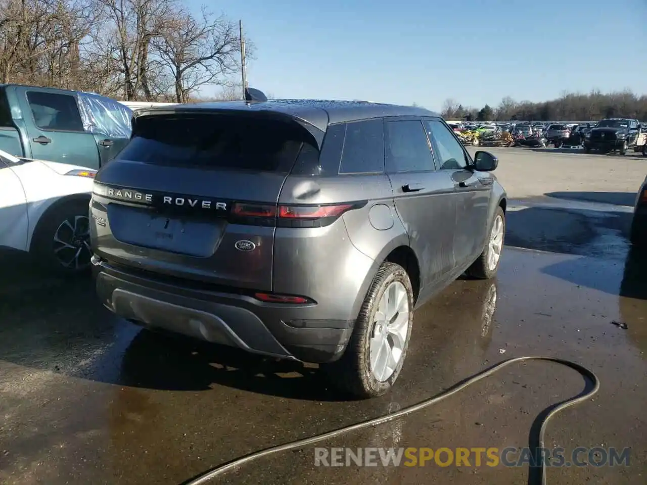 4 Photograph of a damaged car SALZP2FX2LH027914 LAND ROVER RANGEROVER 2020