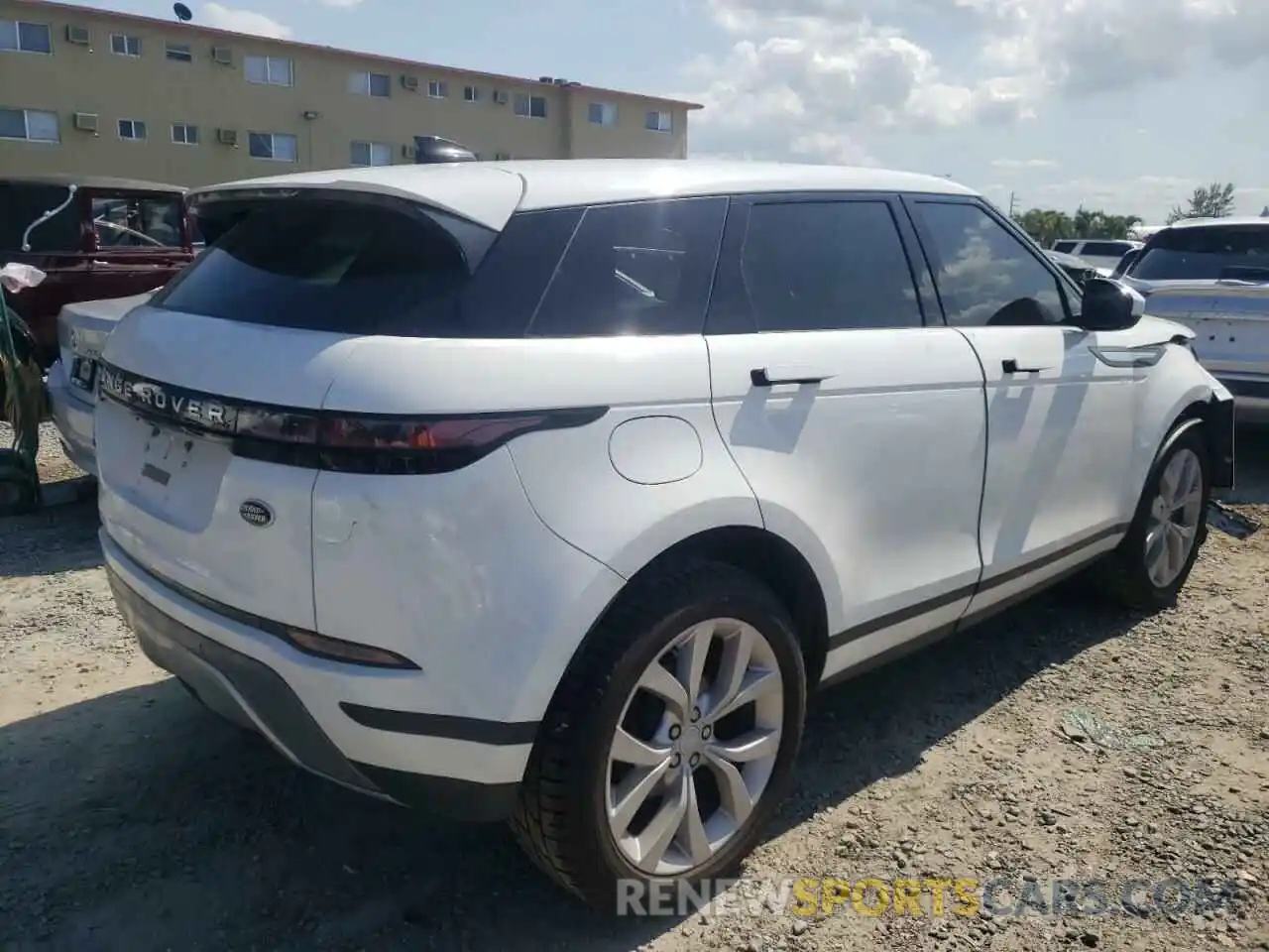 4 Photograph of a damaged car SALZP2FX5LH080686 LAND ROVER RANGEROVER 2020