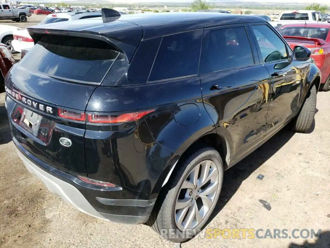 4 Photograph of a damaged car SALZP2FX7LH076011 LAND ROVER RANGEROVER 2020