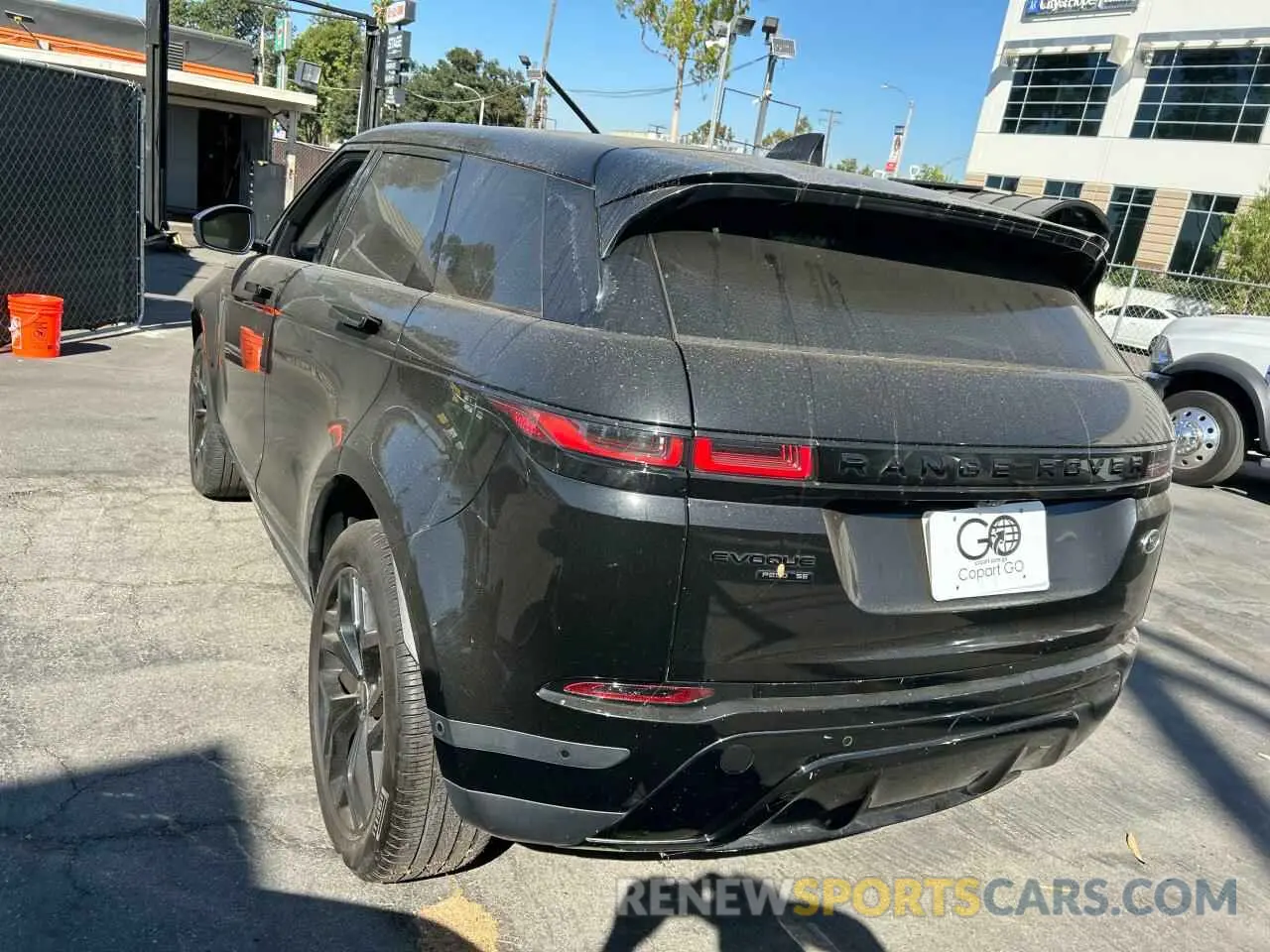 3 Photograph of a damaged car SALZP2FX8LH020174 LAND ROVER RANGEROVER 2020