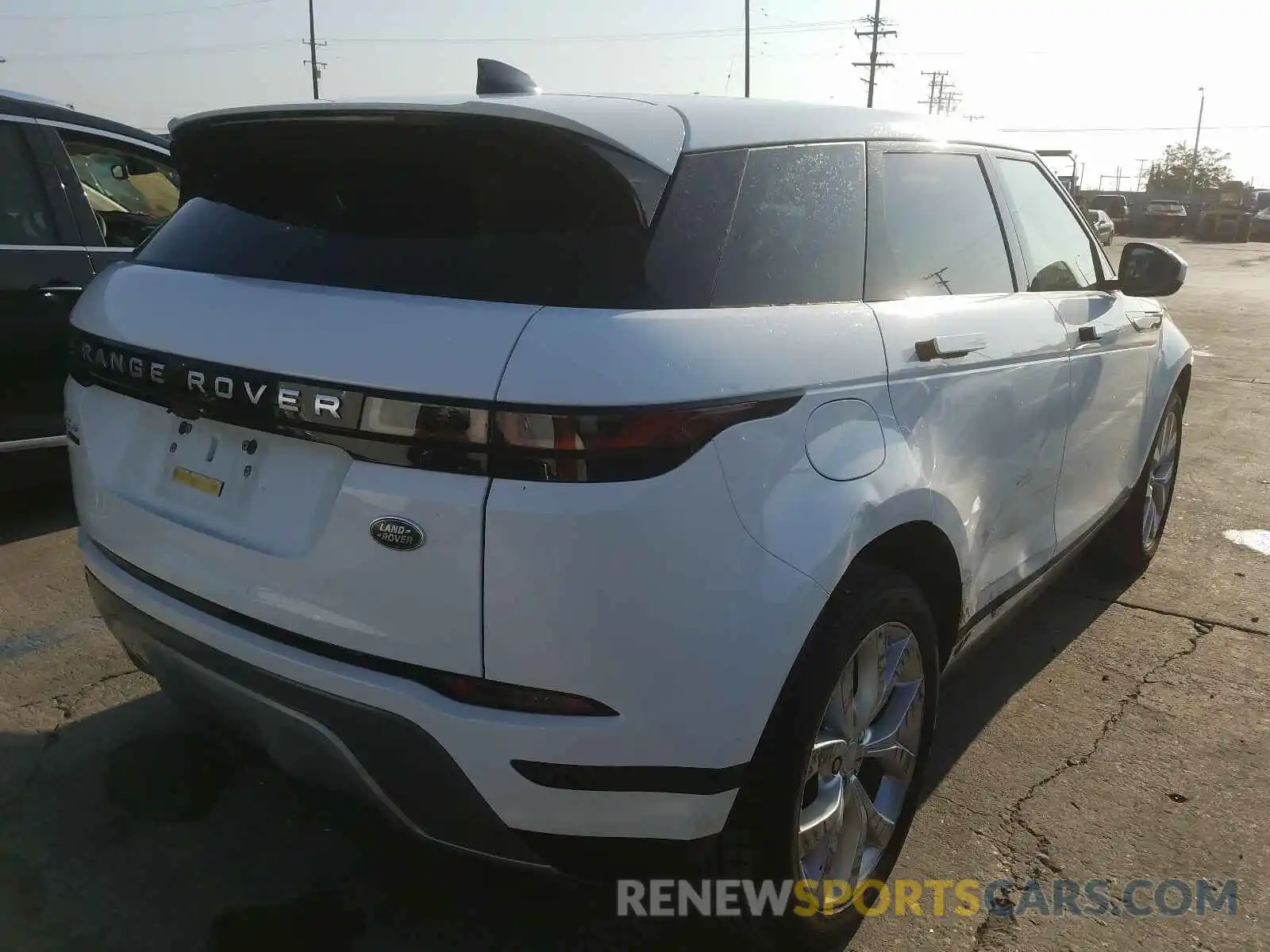 4 Photograph of a damaged car SALZP2FX8LH076468 LAND ROVER RANGEROVER 2020