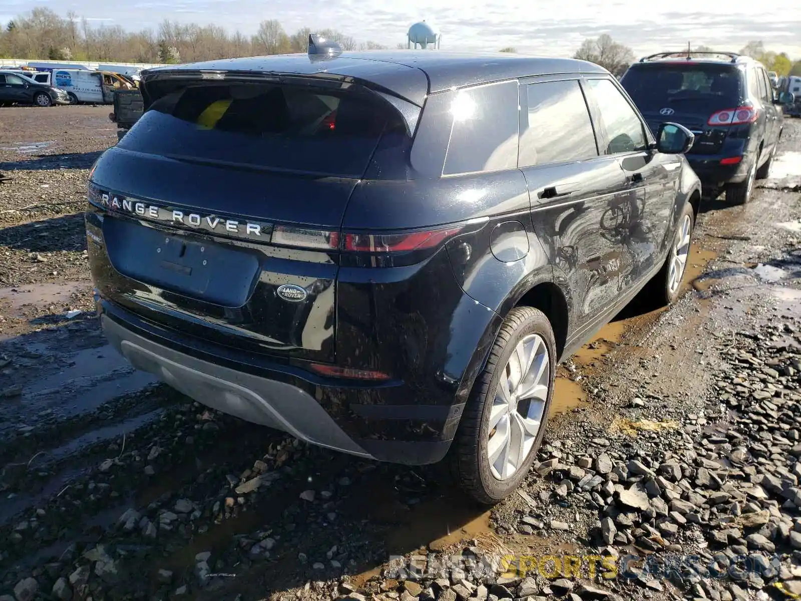 4 Photograph of a damaged car SALZP2FX9LH077693 LAND ROVER RANGEROVER 2020