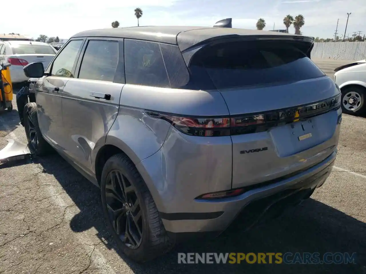 3 Photograph of a damaged car SALZP2FXXLH116517 LAND ROVER RANGEROVER 2020