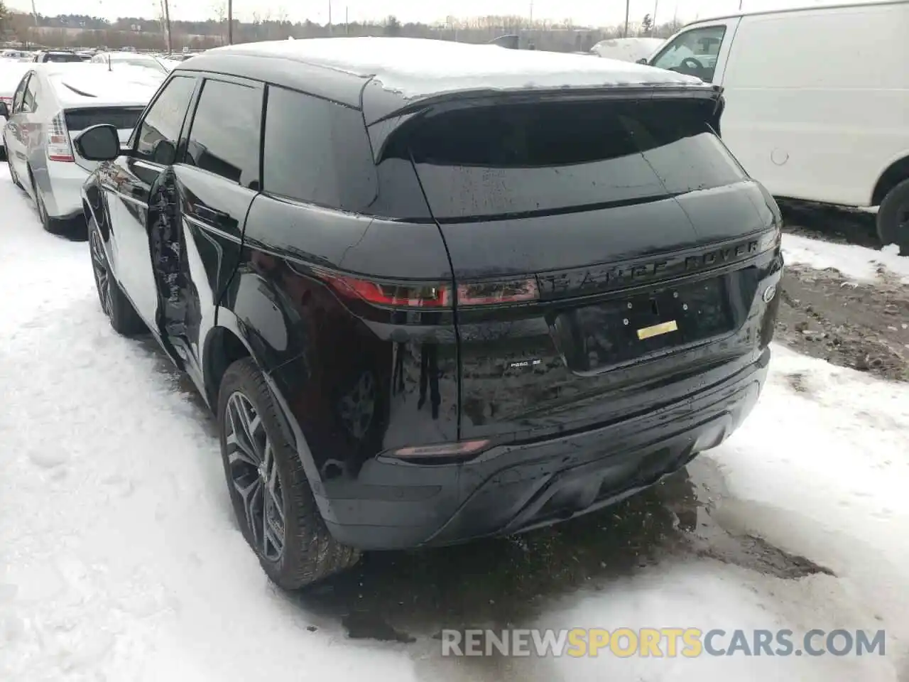 3 Photograph of a damaged car SALZP2FXXLH116727 LAND ROVER RANGEROVER 2020