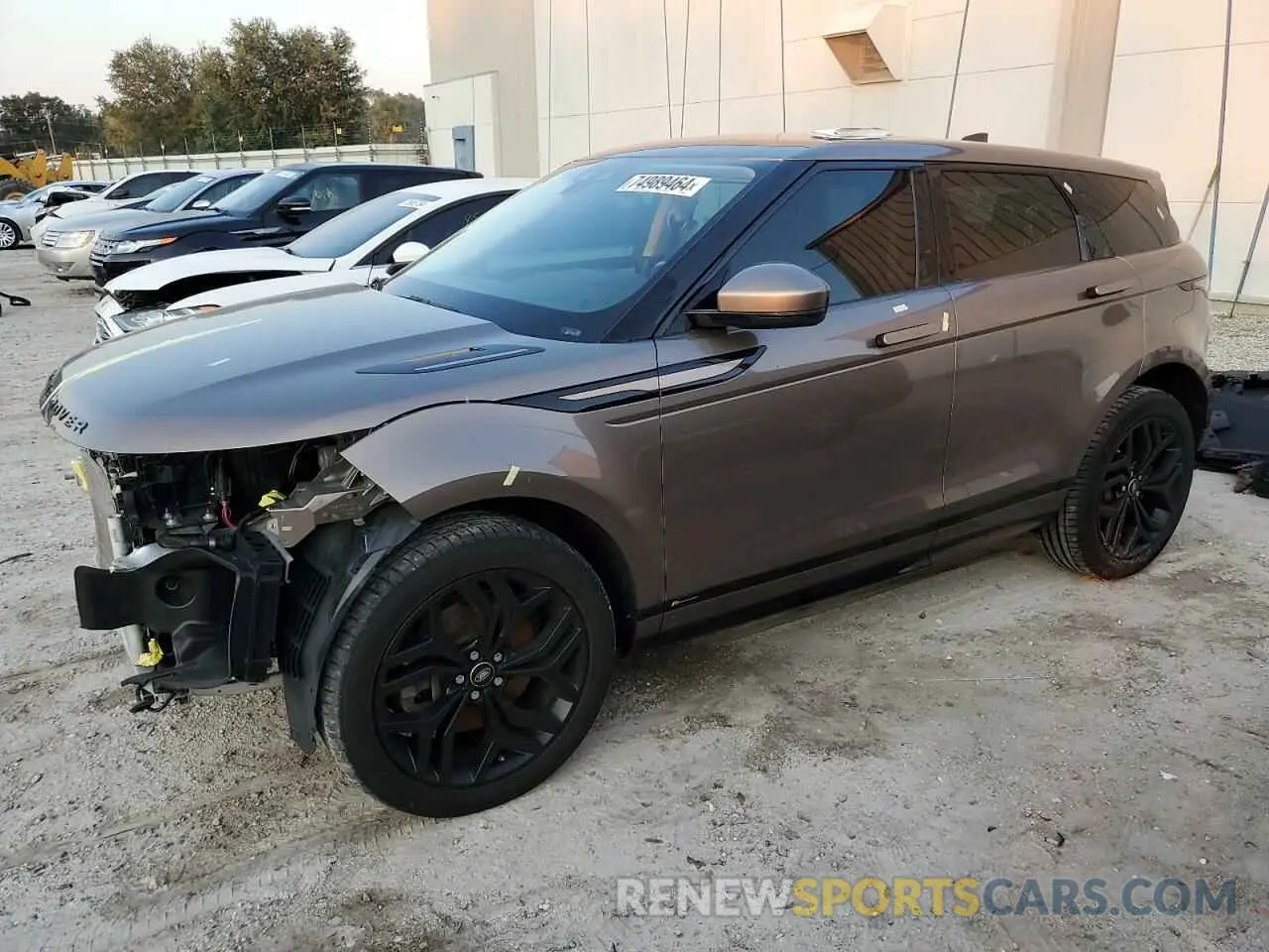 1 Photograph of a damaged car SALZT2GX0LH054510 LAND ROVER RANGEROVER 2020