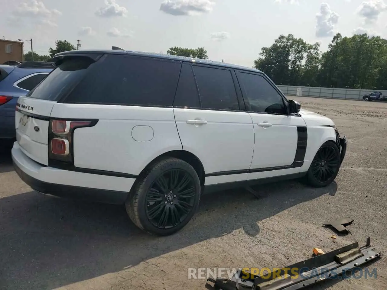 3 Photograph of a damaged car SALGS2RU5MA440766 LAND ROVER RANGEROVER 2021