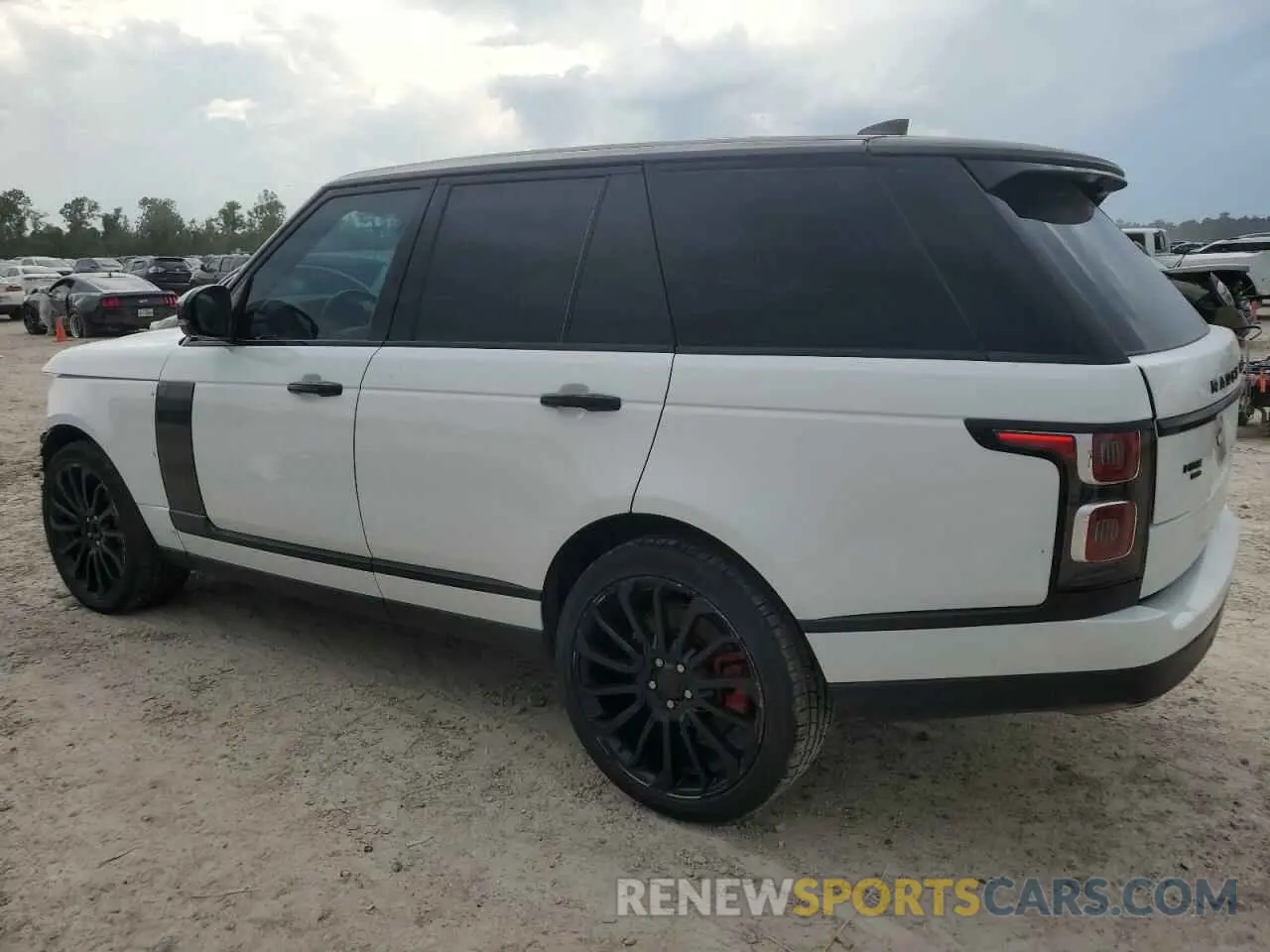 2 Photograph of a damaged car SALGS2RU5MA450701 LAND ROVER RANGEROVER 2021