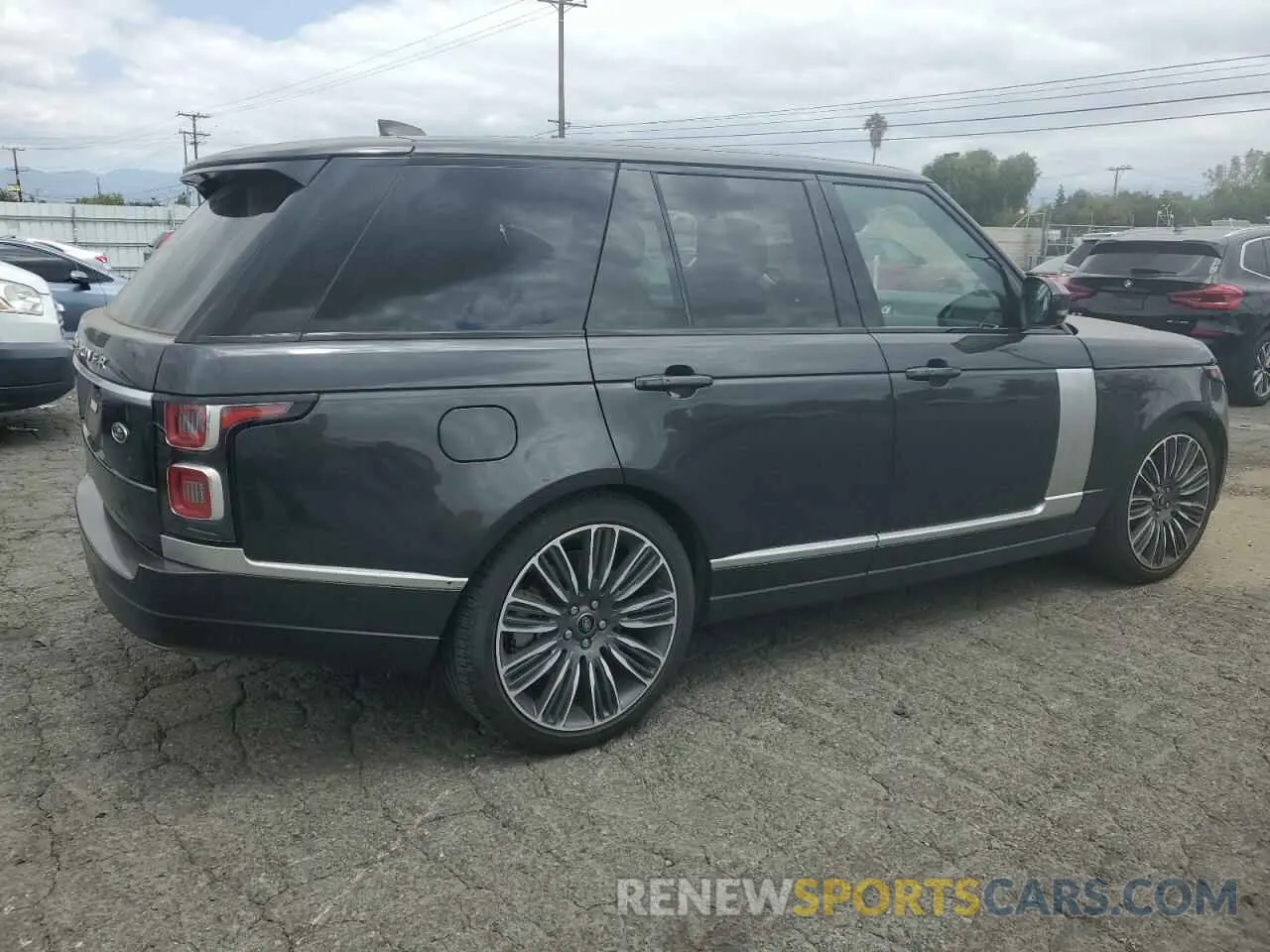 3 Photograph of a damaged car SALGS2RU9MA456081 LAND ROVER RANGEROVER 2021