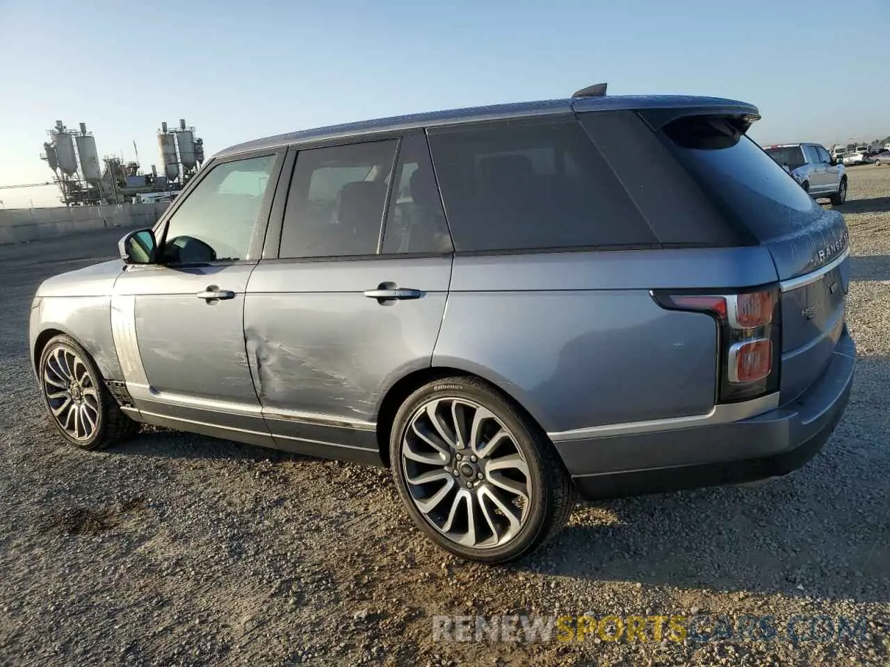 2 Photograph of a damaged car SALGS2SE7MA420277 LAND ROVER RANGEROVER 2021