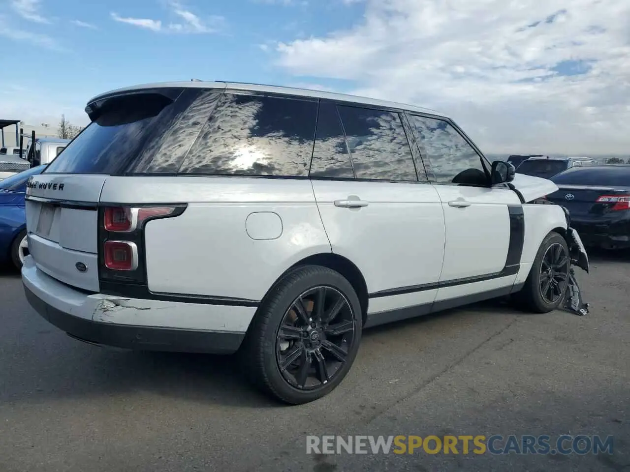 3 Photograph of a damaged car SALGS4RY4MA420118 LAND ROVER RANGEROVER 2021