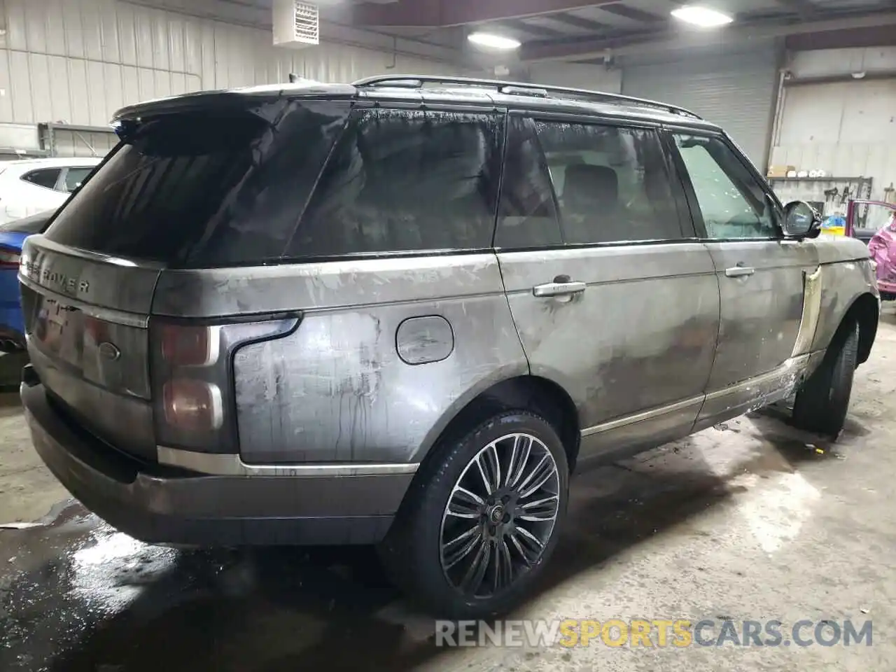 3 Photograph of a damaged car SALGS5SE2MA416042 LAND ROVER RANGEROVER 2021